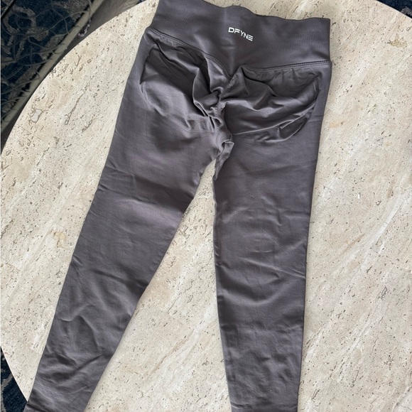 dfyne Pants - Dfyne impact legging size small - truffle